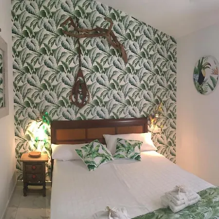 Apartment Luxury Bungalow”paradise Birds” *